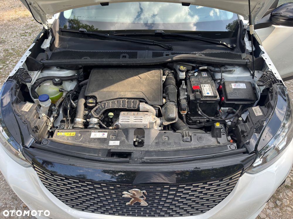 Peugeot 2008 PureTech 130 EAT8 Allure Pack - 14