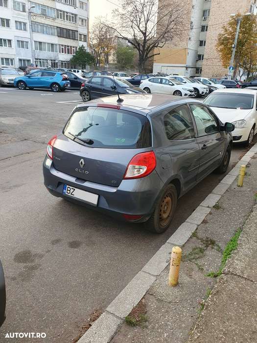 Renault Clio - 3