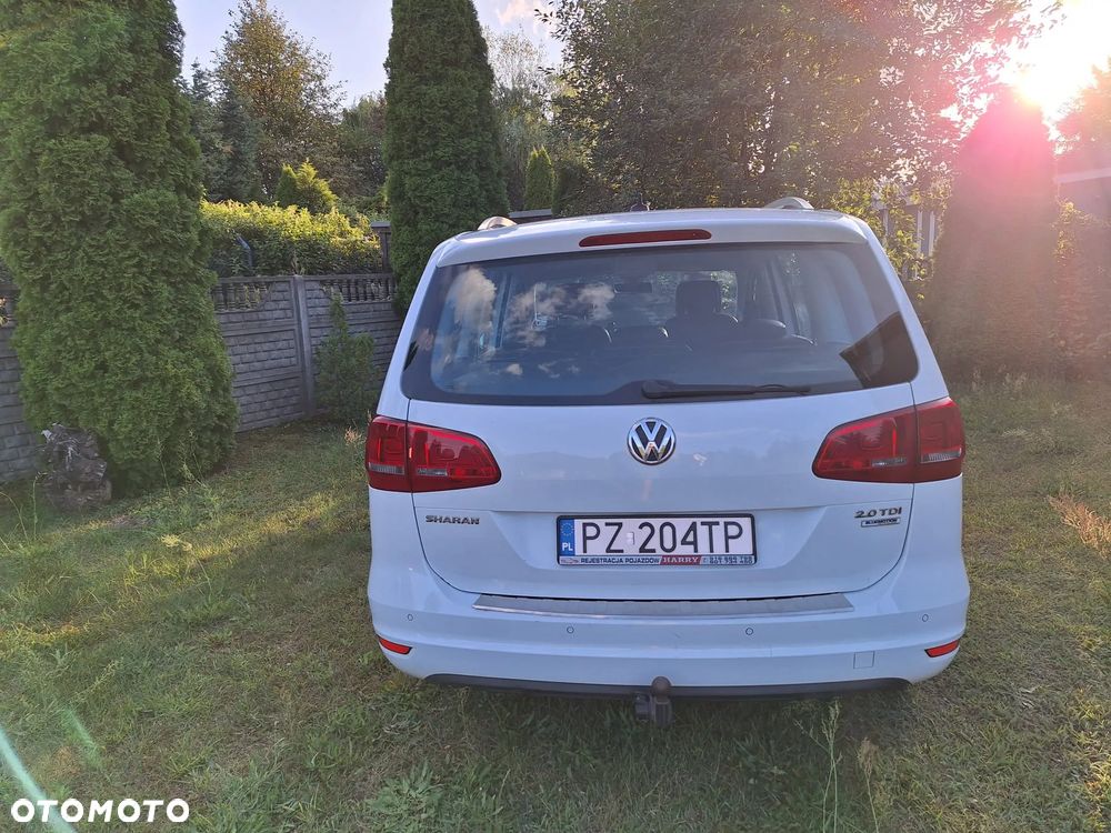 Volkswagen Sharan 2.0 TDI DSG BlueMotion Technology Highline - 10