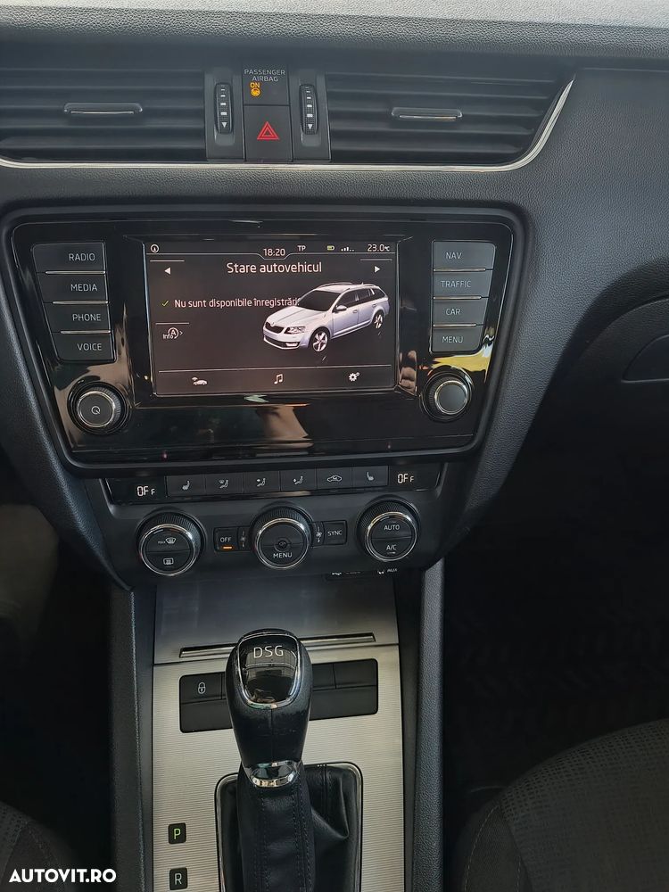 Skoda Octavia 2.0 TDI DSG Ambition - 6