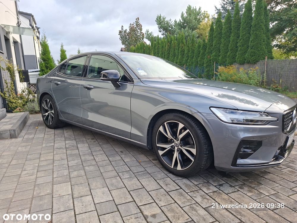 Volvo S60 B4 B R-Design - 5