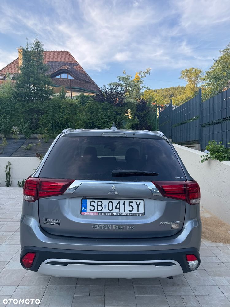Mitsubishi Outlander 2.0 Intense + SDA 4WD CVT - 5