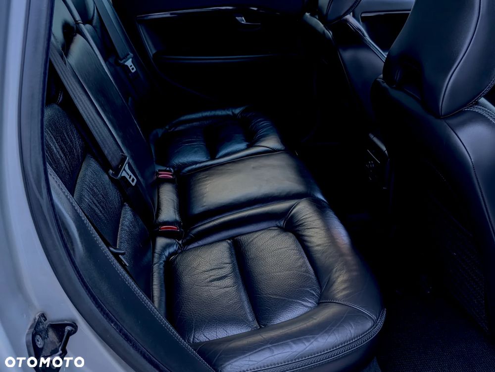 Volvo XC 70 - 20