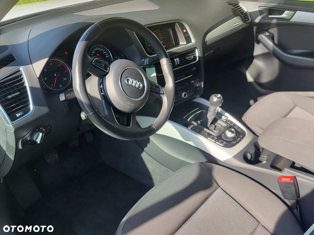 Audi Q5 2.0 TDI Quattro (clean diesel) - 9