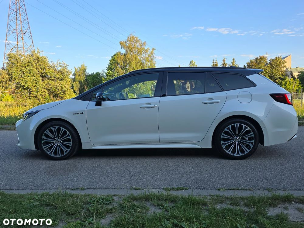 Toyota Corolla 1.8 Hybrid Executive - 11