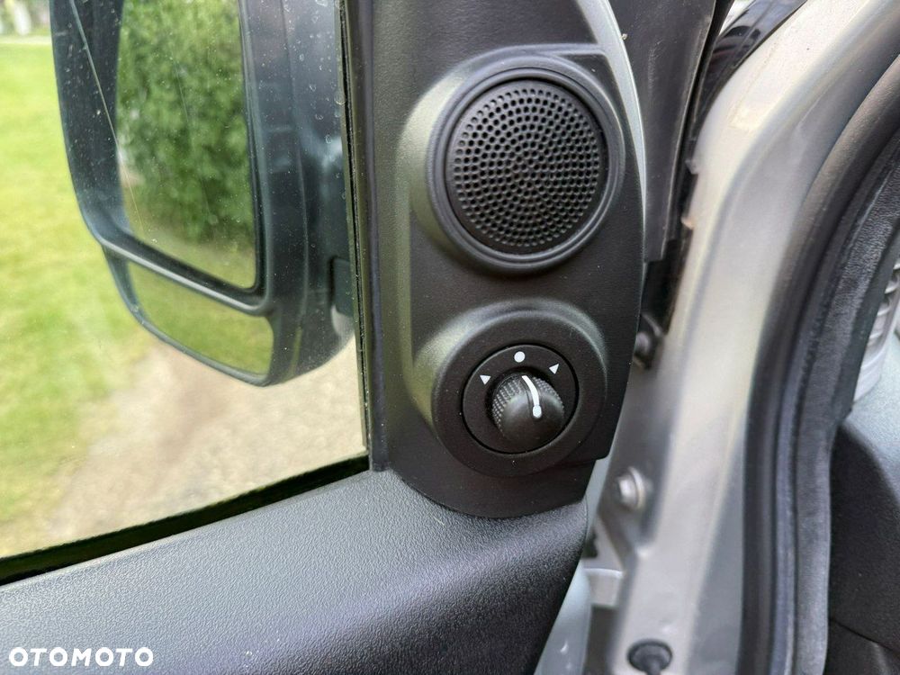 Opel Combo - 18