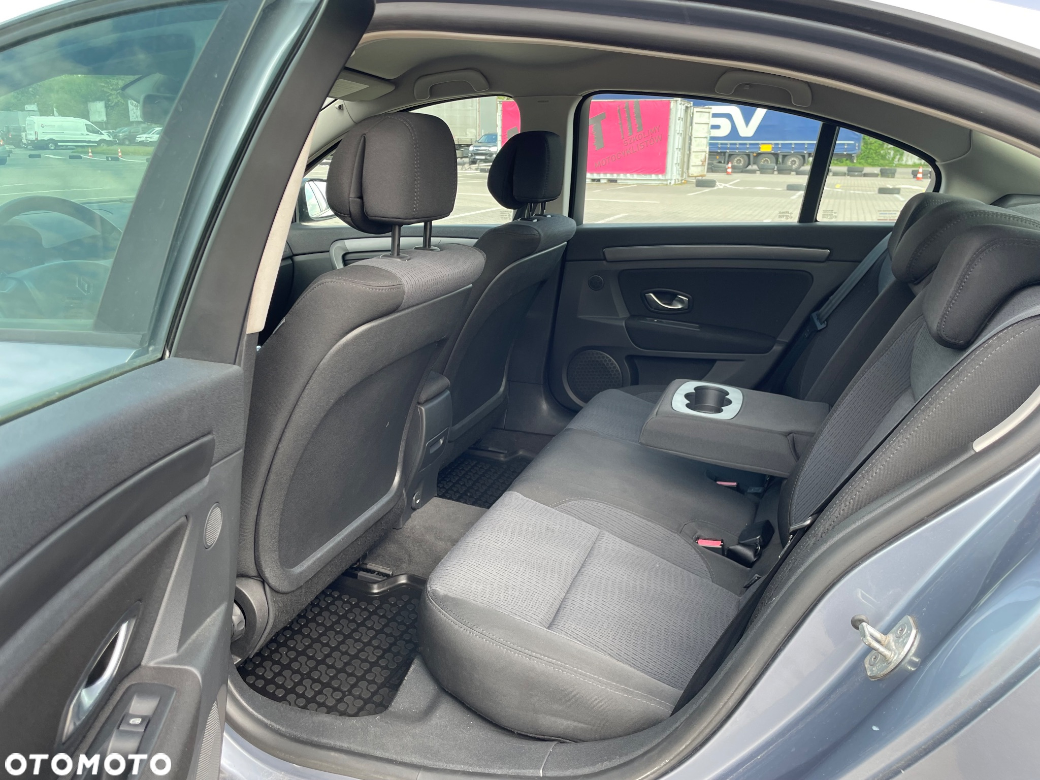 Renault Laguna 2.0 DCi Dynamique - 7
