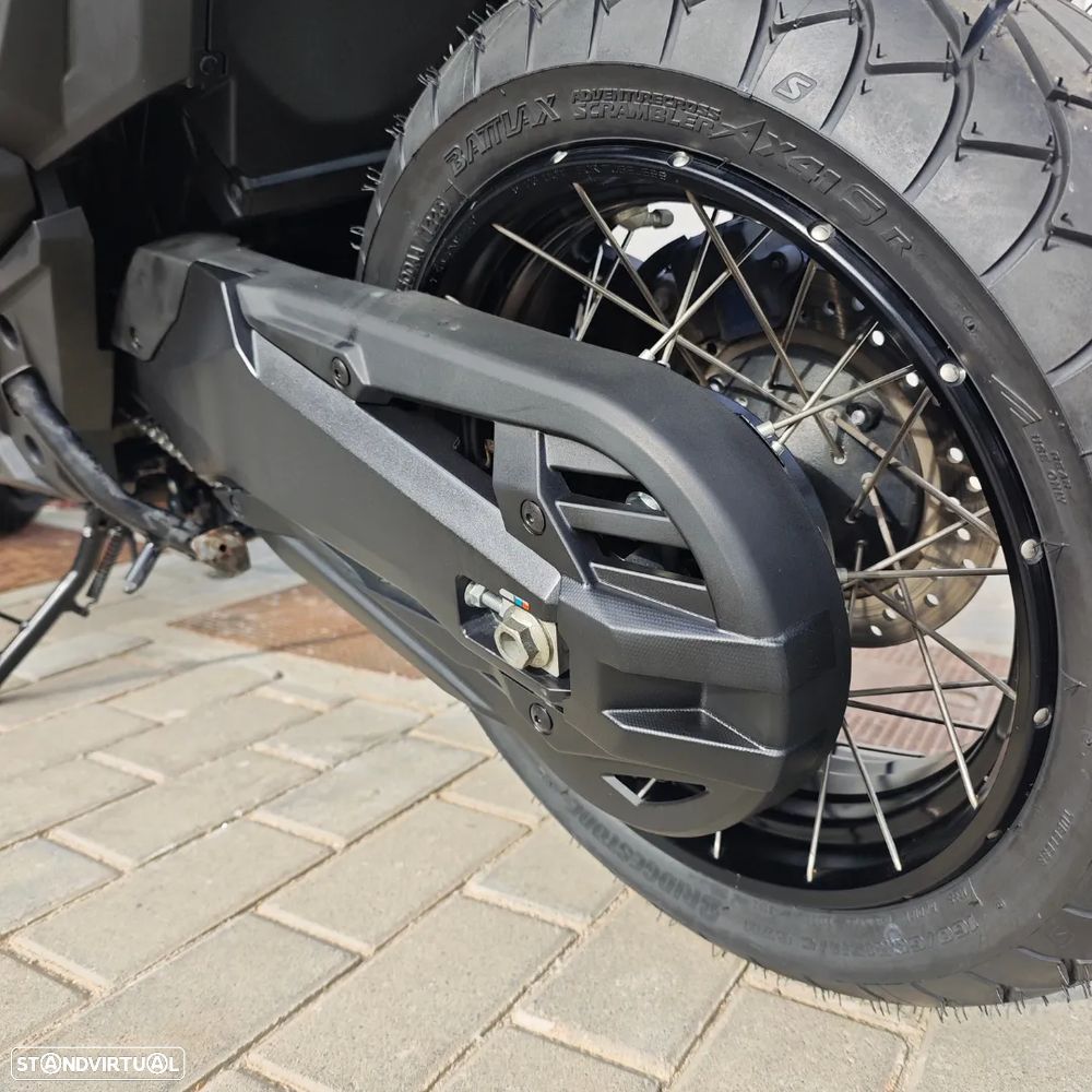 Honda X-ADV 750 - 11