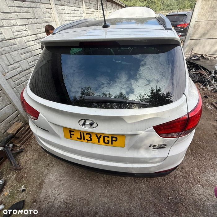 Klapa Kompletna Zderzak Tył Kompletny Pdc Hyundai Ix35 10-14R Tcw - 2