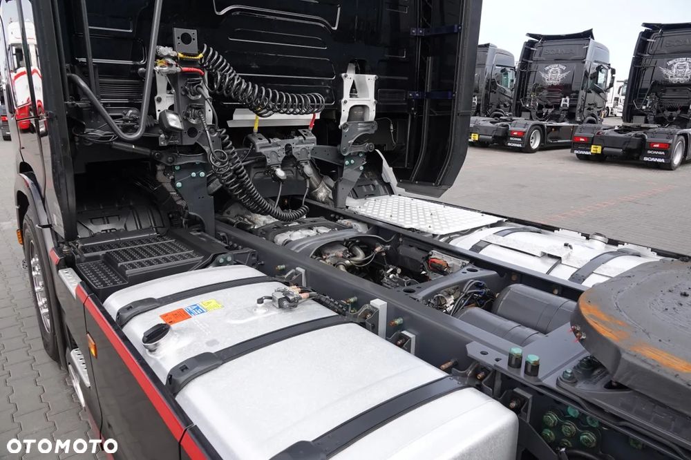 Scania S 530 / V8 / RETARDER   / BOGATE WYPOSAŻENIE / - 13
