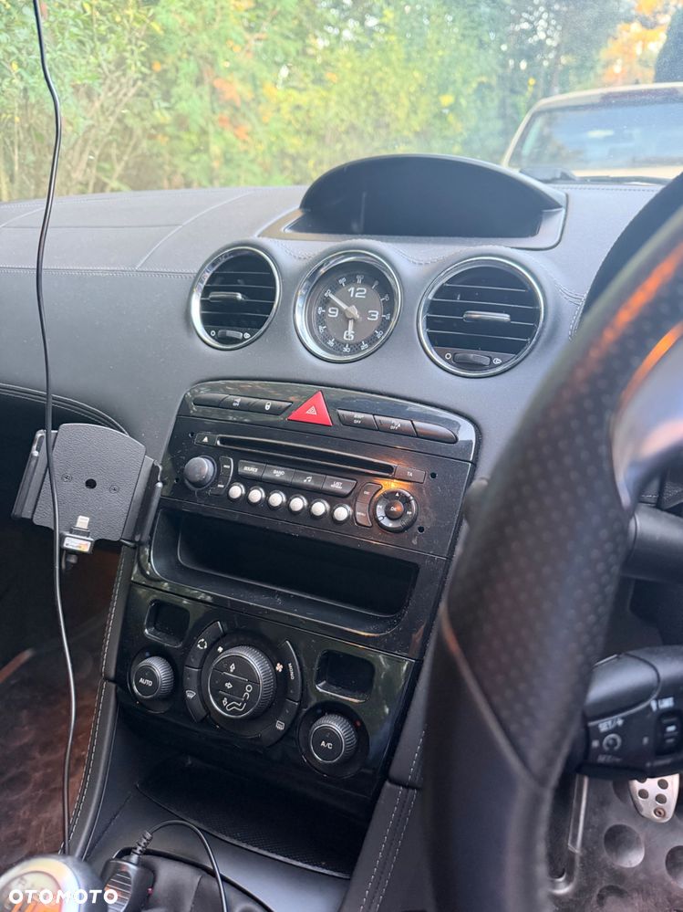 Peugeot RCZ - 4