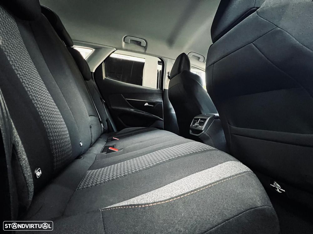 Peugeot 3008 1.6 BlueHDi Active - 42