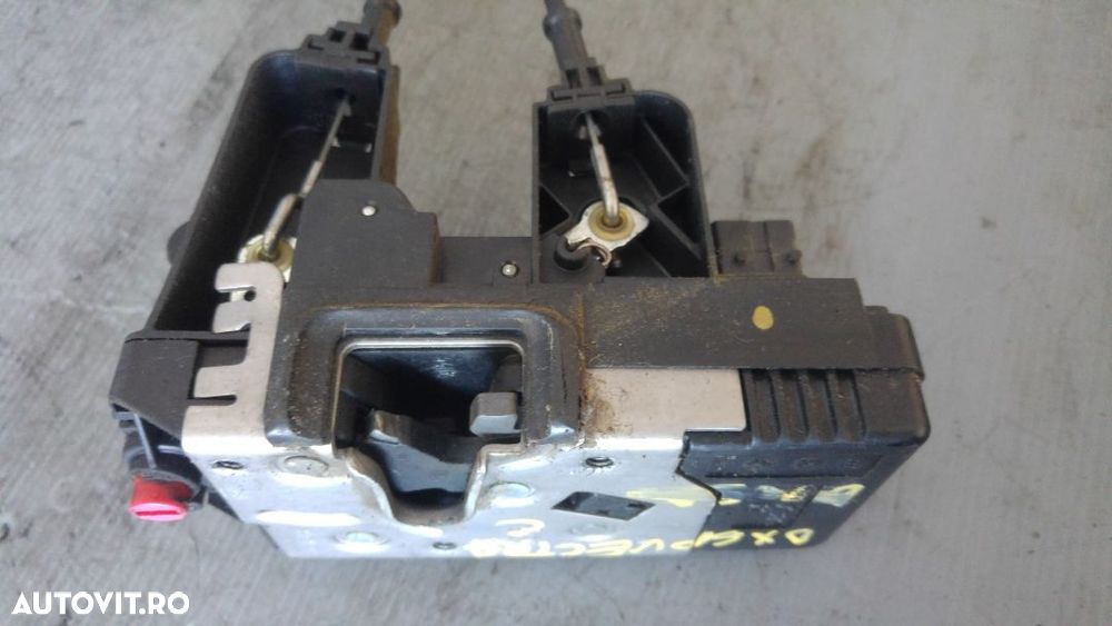 broasca iala dreapta spate opel vectra c 24447346 - 1