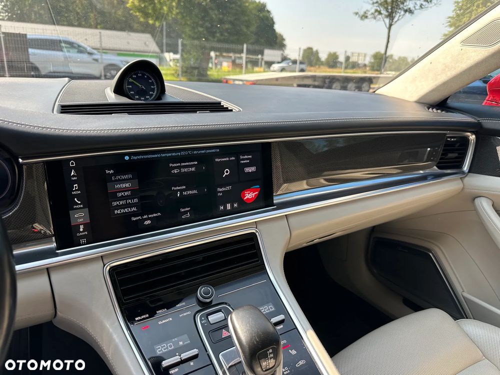 Porsche Panamera - 17