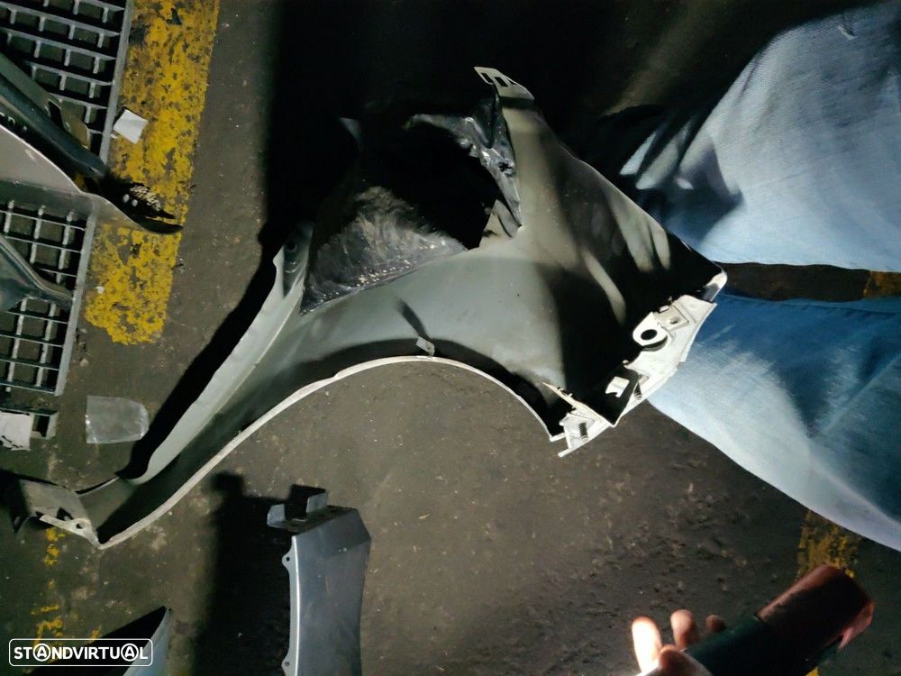 Guarda Lamas Frente Esquerdo Ford Fiesta Vi (Cb1, Ccn) - 4