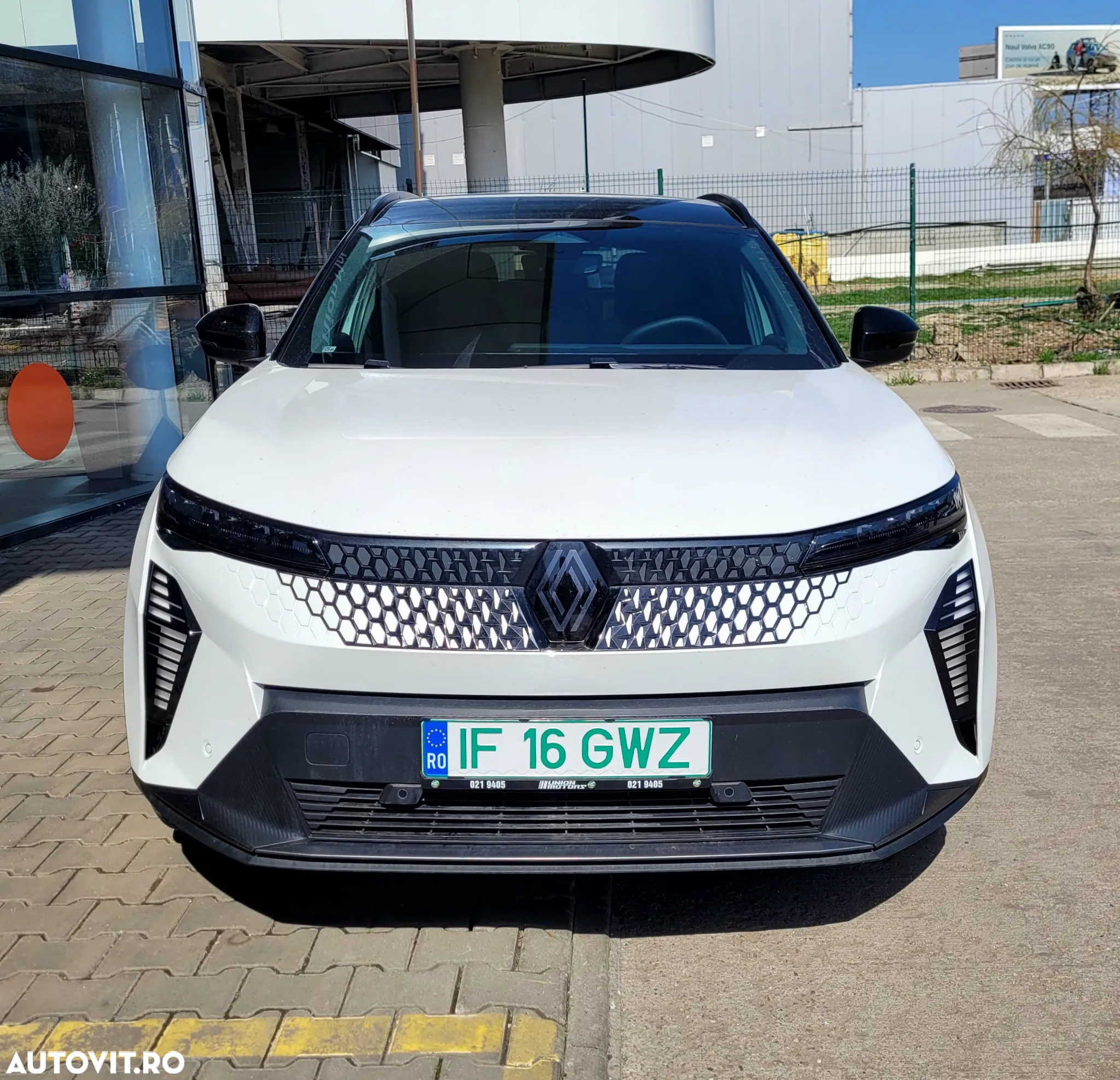 Renault Scenic 87kWh 220 Esprit Alpine - 2