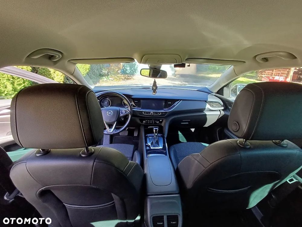Opel Insignia - 16