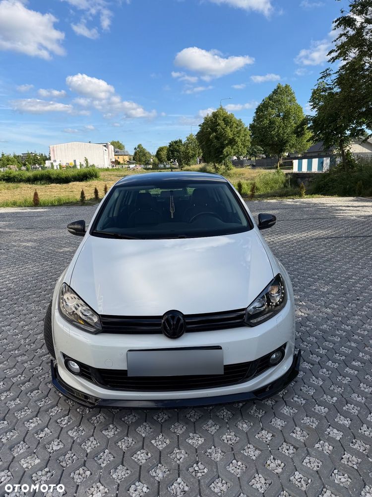 Volkswagen Golf - 2