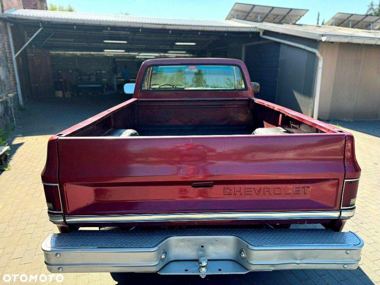 Chevrolet C-20 - 24