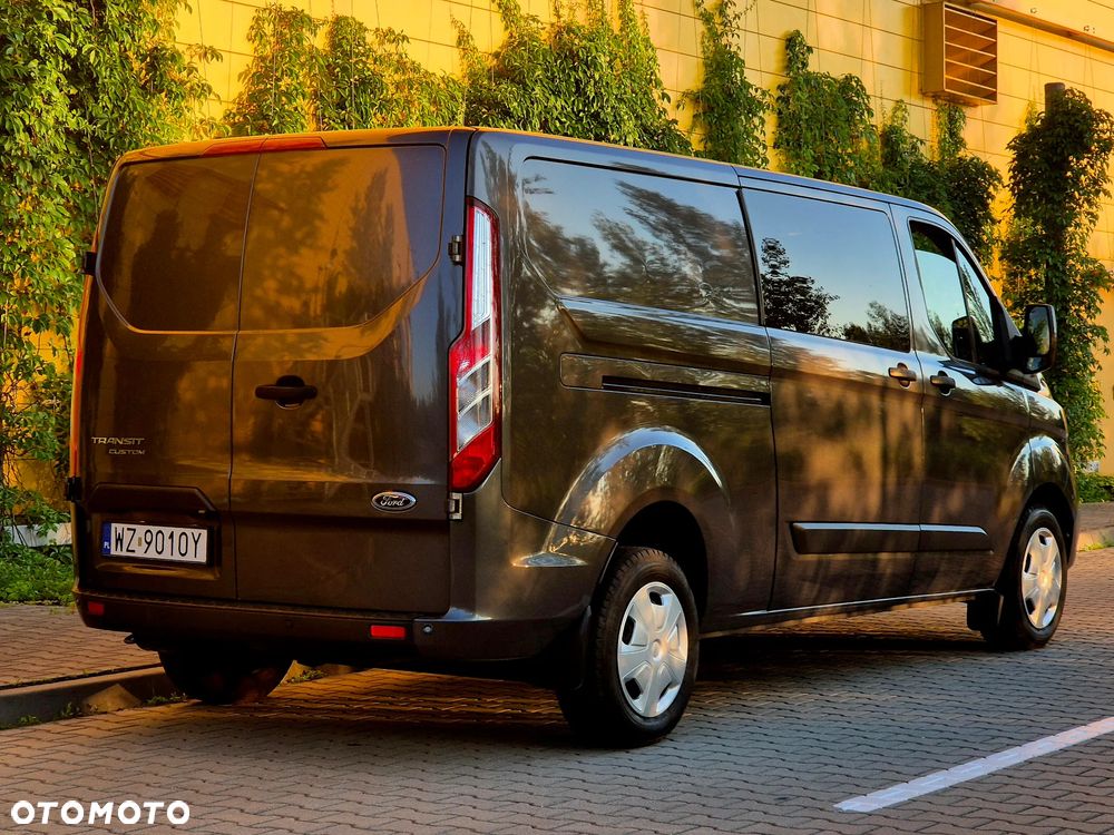 Ford CUSTOM - 5