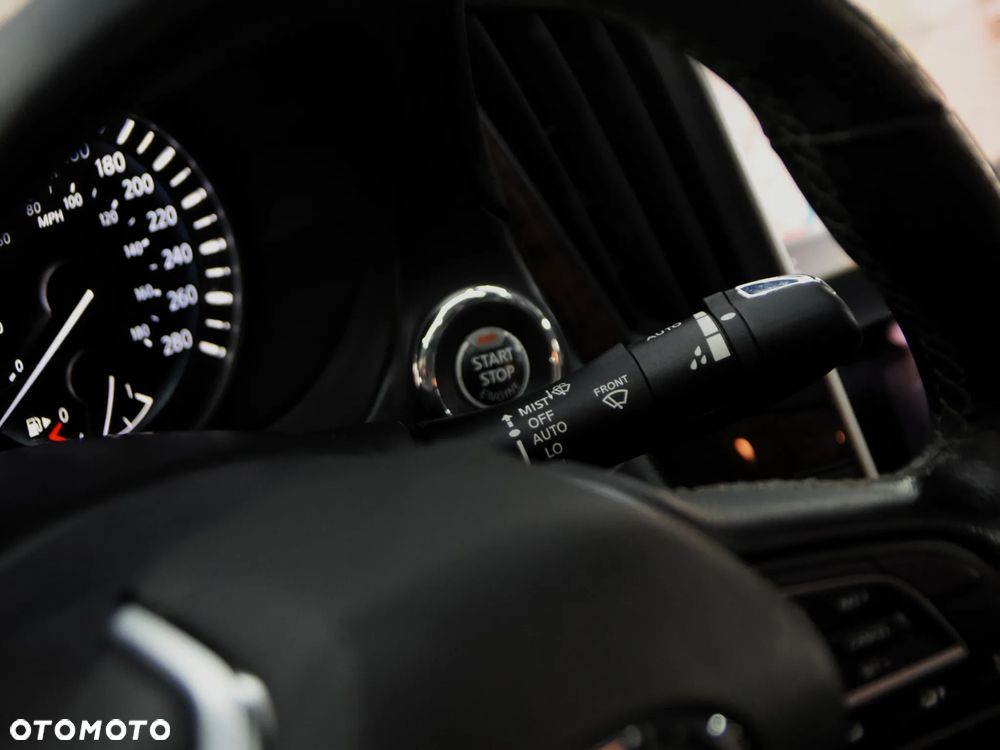 Infiniti Q50 2.0t Premium Executive - 22