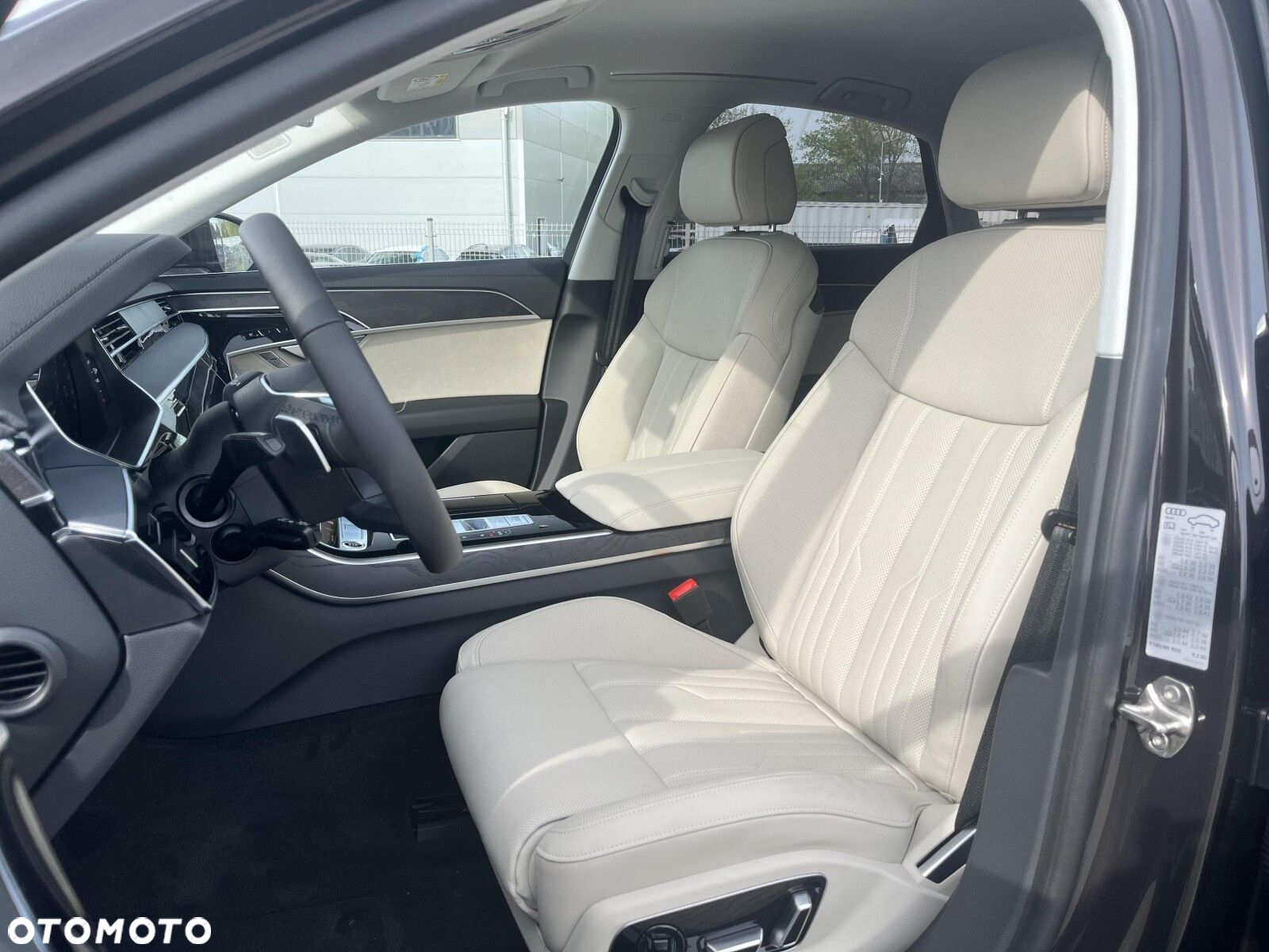 Audi A8 - 17
