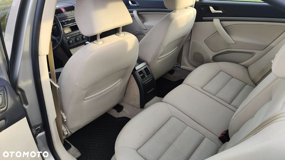 Skoda Octavia 2.0 TDI Elegance - 9