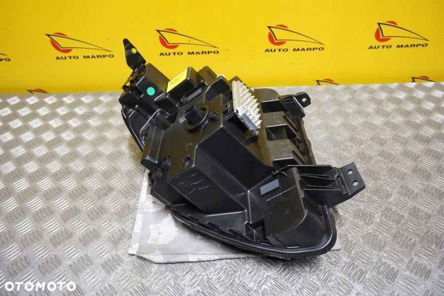 GMC SIERRA 1500 2022 - REFLEKTOR LAMPA PRZÓD LED LEWA SREBRNA USA - 7