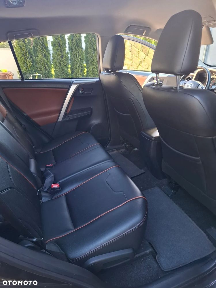 Toyota RAV4 2.0 D-4D Premium 4x2 - 3