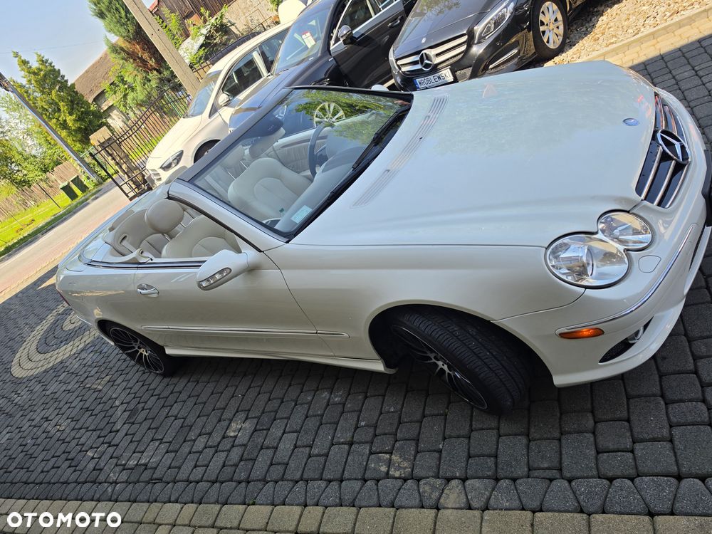 Mercedes-Benz CLK - 22