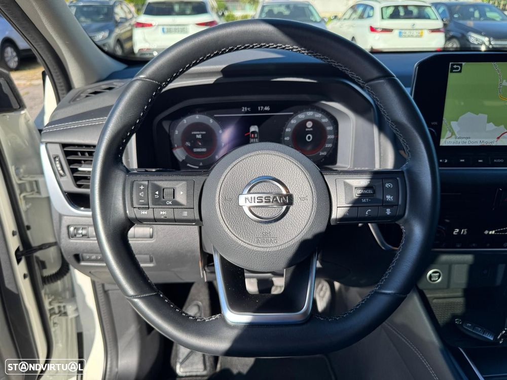 Nissan Qashqai 1.3 DIG-T N-Connecta J18 - 20