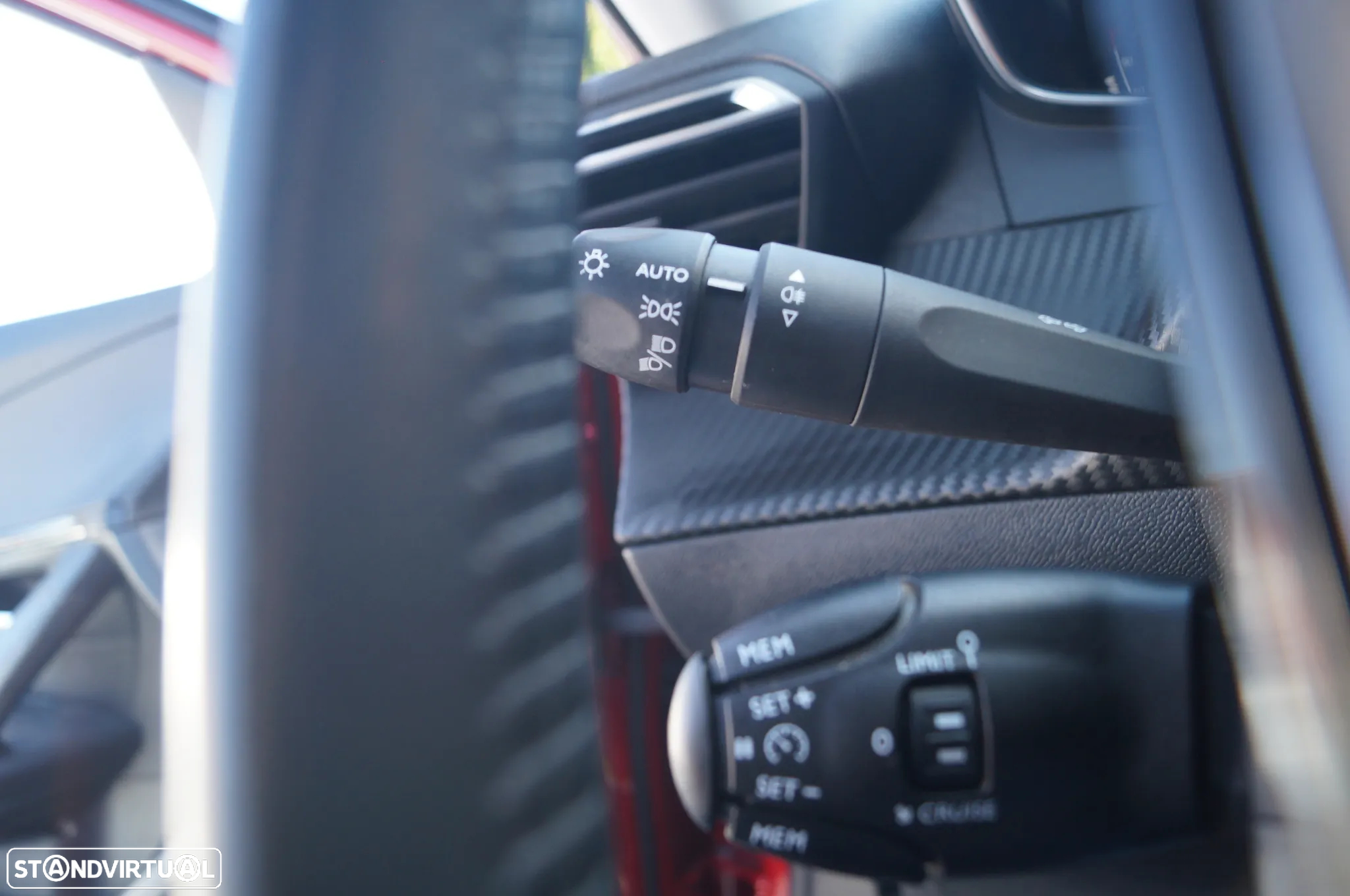 Peugeot 2008 1.2 PureTech Active - 13