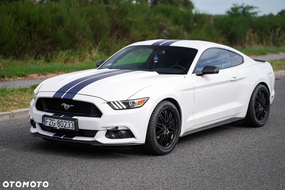 Ford Mustang - 10