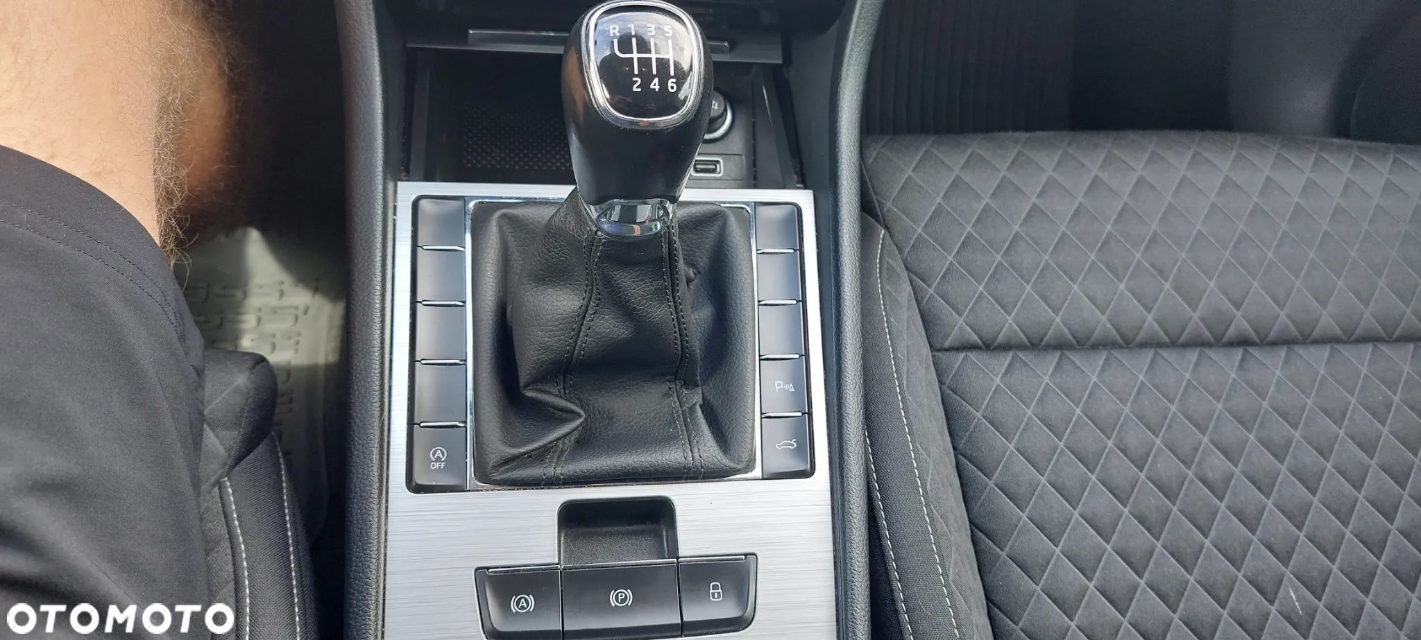 Skoda Superb 2.0 TDI Style - 11