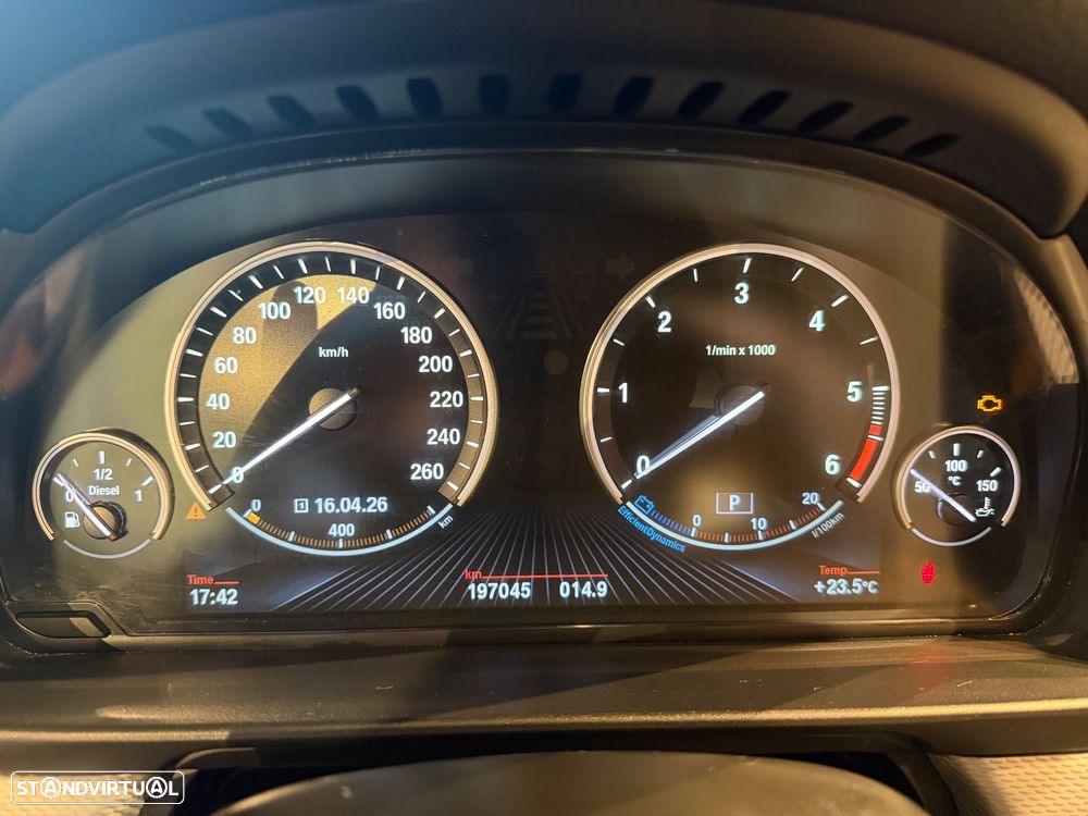 BMW M550d xDrive Auto - 43