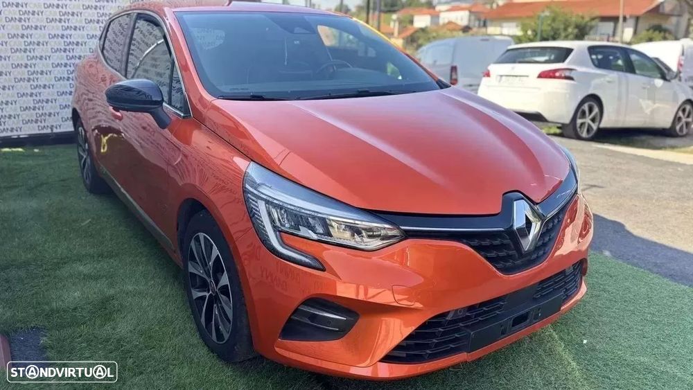 Renault Clio - 9