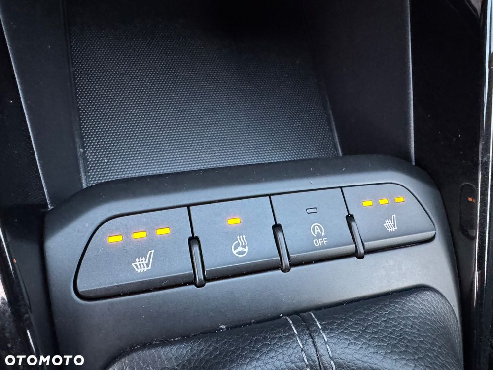 Kia Rio 1.2 Dream Team Edition - 25