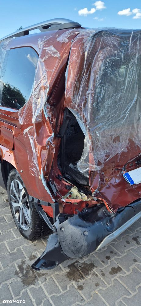 Peugeot Rifter 1.2 PureTech GT Line S&S - 24