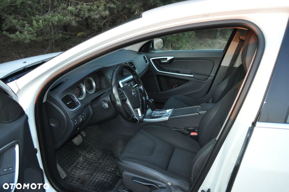 Volvo V60 - 12