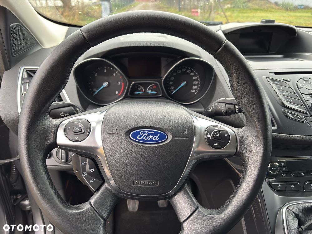 Ford Kuga 2.0 TDCi Titanium FWD - 6