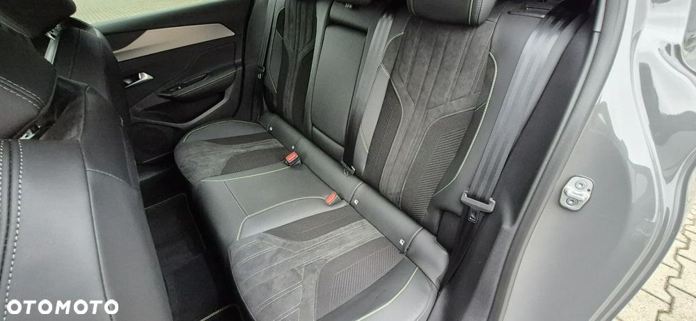 Peugeot 308 1.2 PureTech GT S&S EAT8 - 22