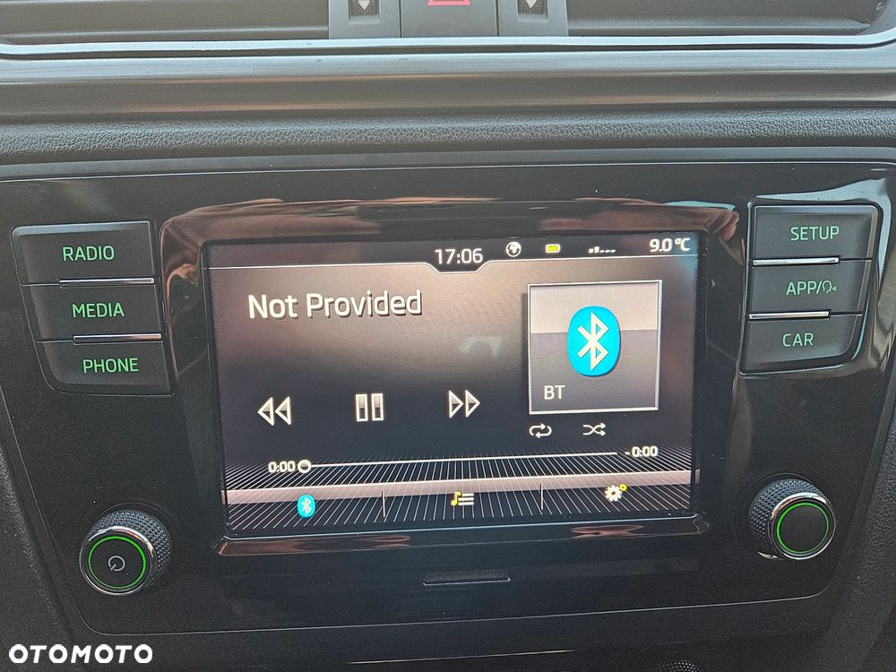 Skoda RAPID 1.0 TSI Clever - 22