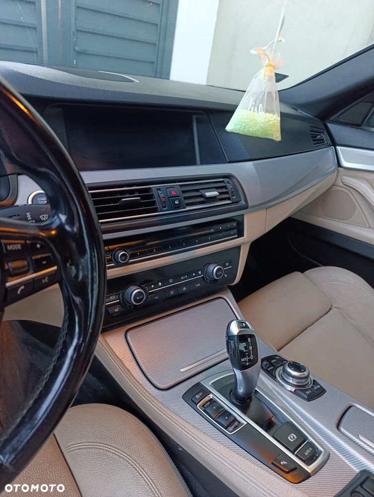 BMW Seria 5 525d - 4