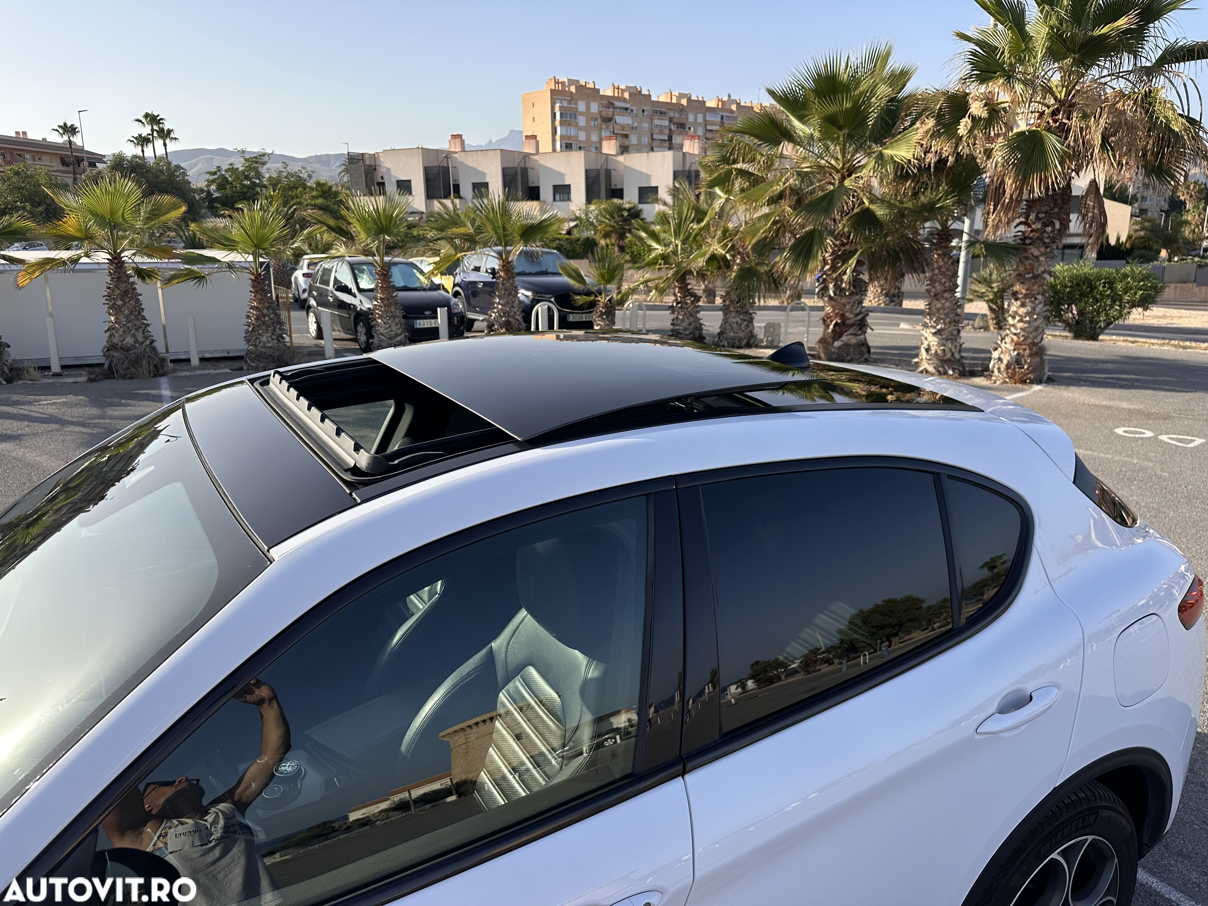 Alfa Romeo Stelvio 2.0 Turbo 16V AT8-Q4 Veloce Ti - 19