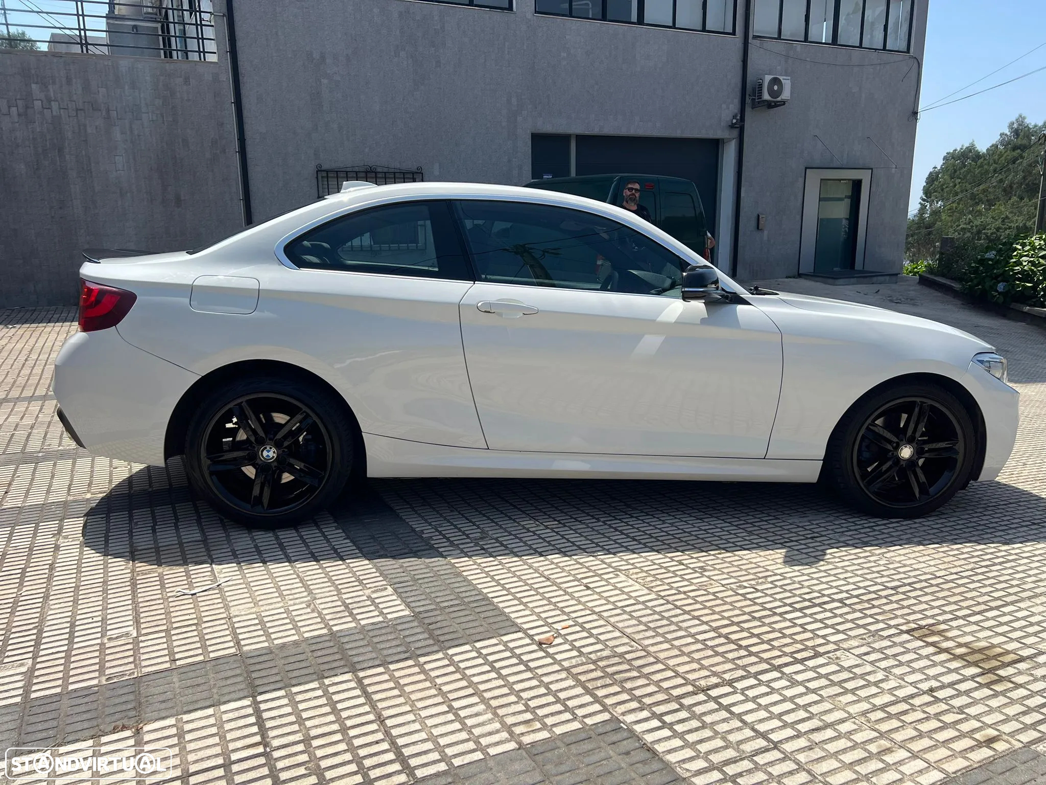 BMW 220 d Coupe Aut. - 6
