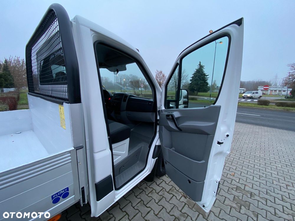 Volkswagen CRAFTER 2,0 TDI 136KM SKRZYNIOWY 350x215 KLIMATYZACJA - 37
