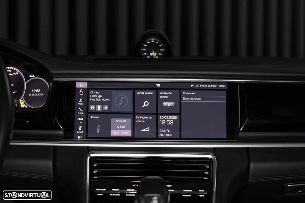 Porsche Panamera Sport Turismo 4 E-Hybrid - 21