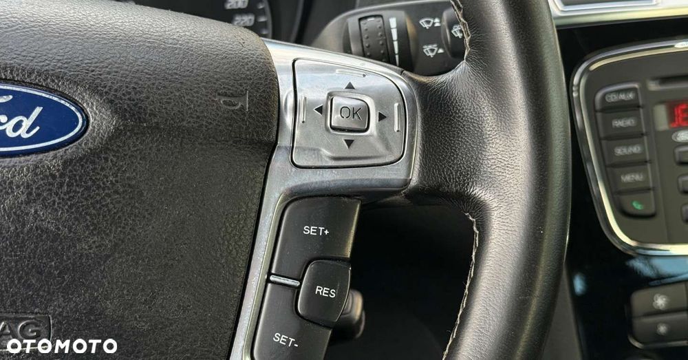 Ford S-Max - 24