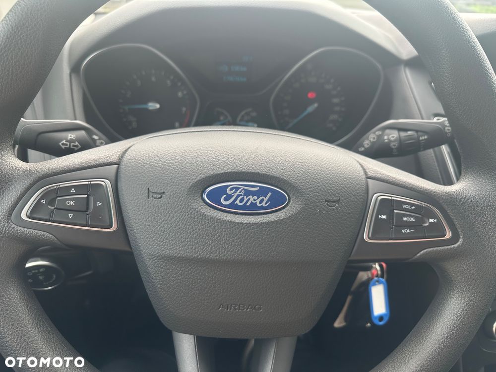 Ford Focus 1.0 EcoBoost Connected - 17