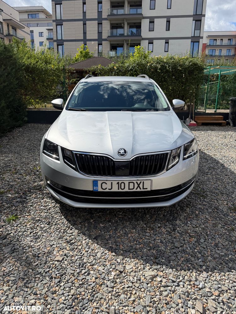 Skoda Octavia 2.0 TDI DSG Ambition - 2